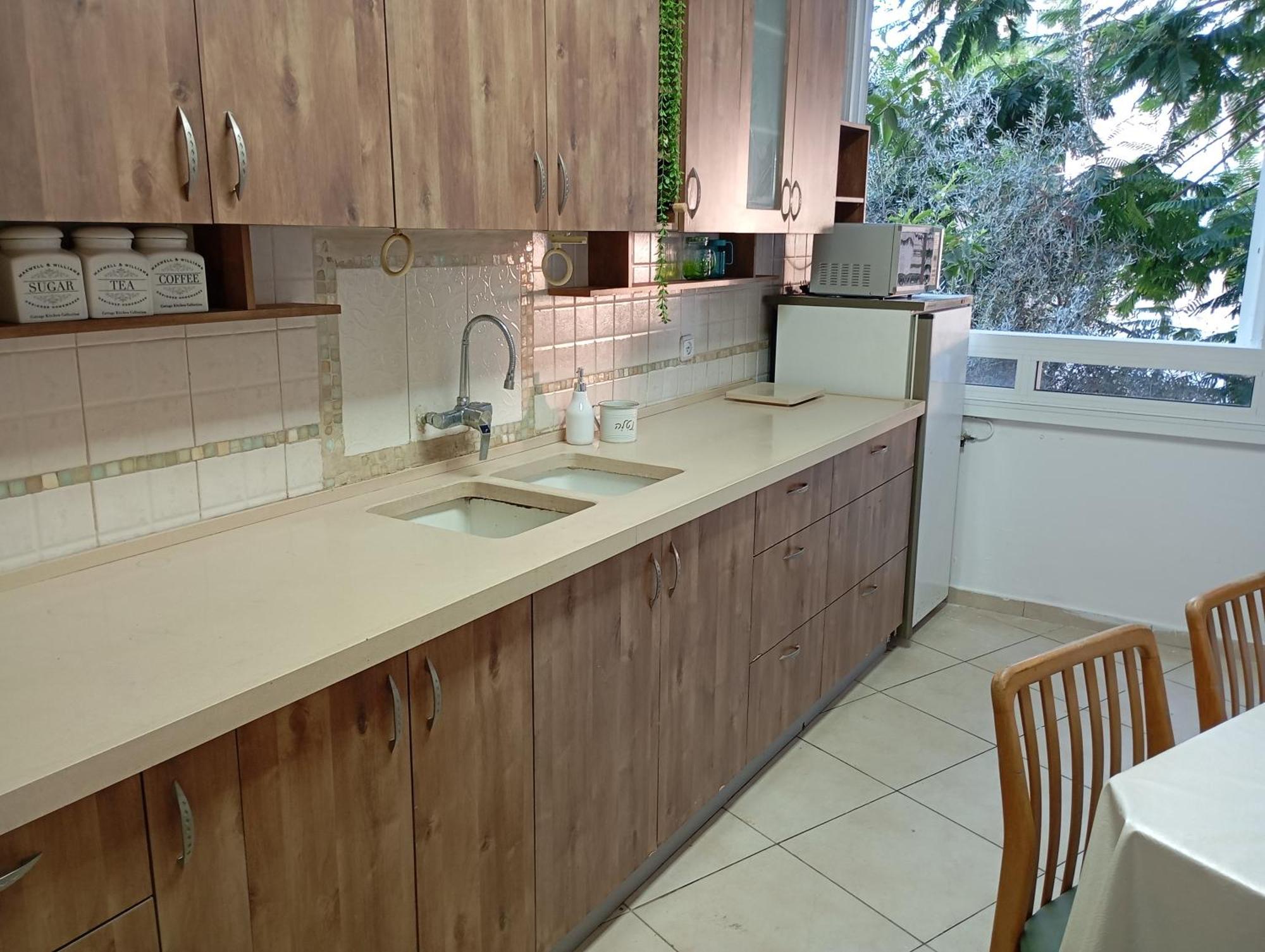 בין העצים Apartment Petach Tikva Exterior foto